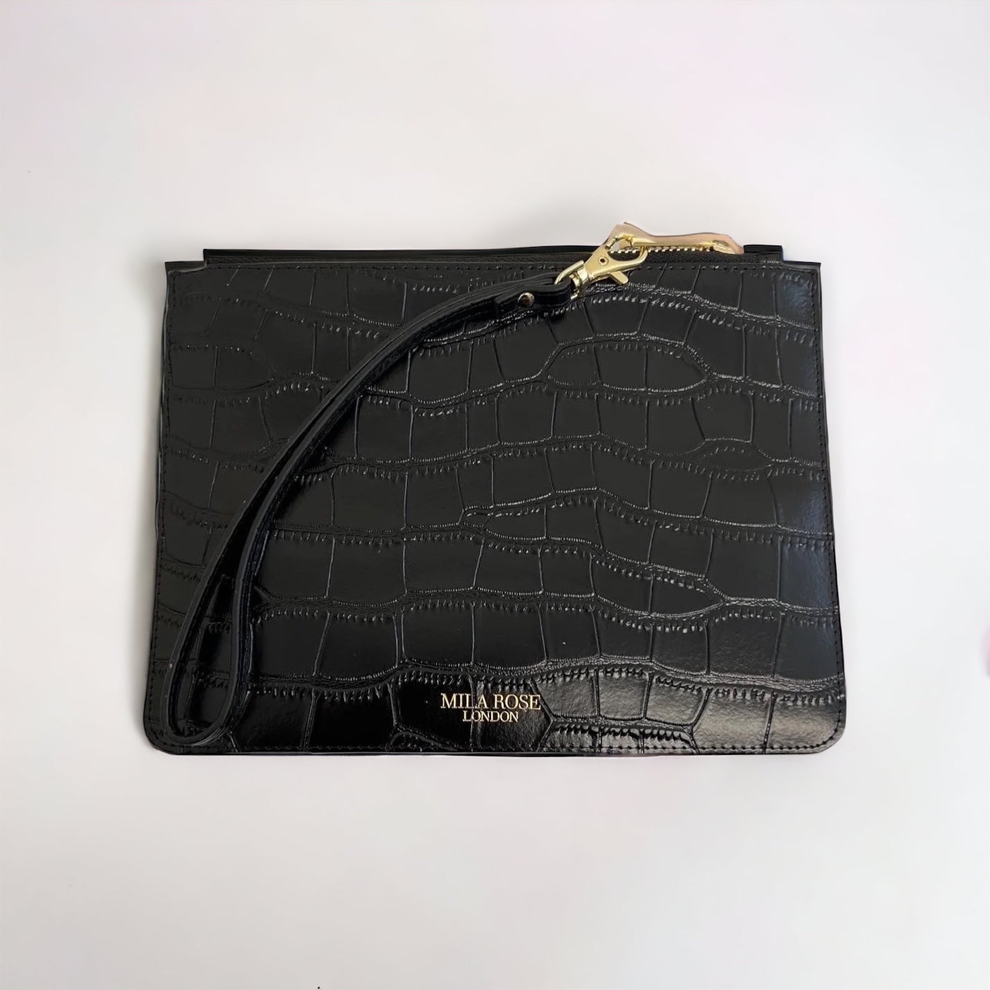 Black clutch 2024 with wrist strap