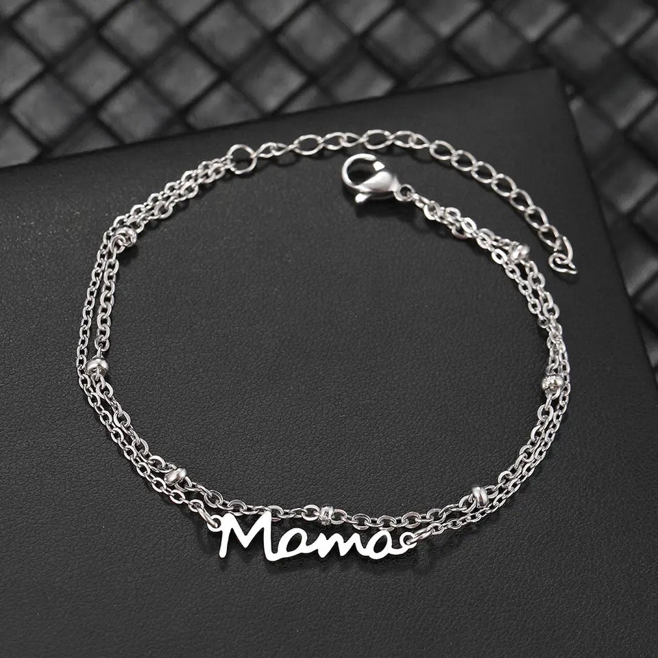 Mama with Double Layered Designed Bracelet in Gold