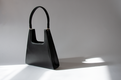 JEENAA Jiyo Bag Black