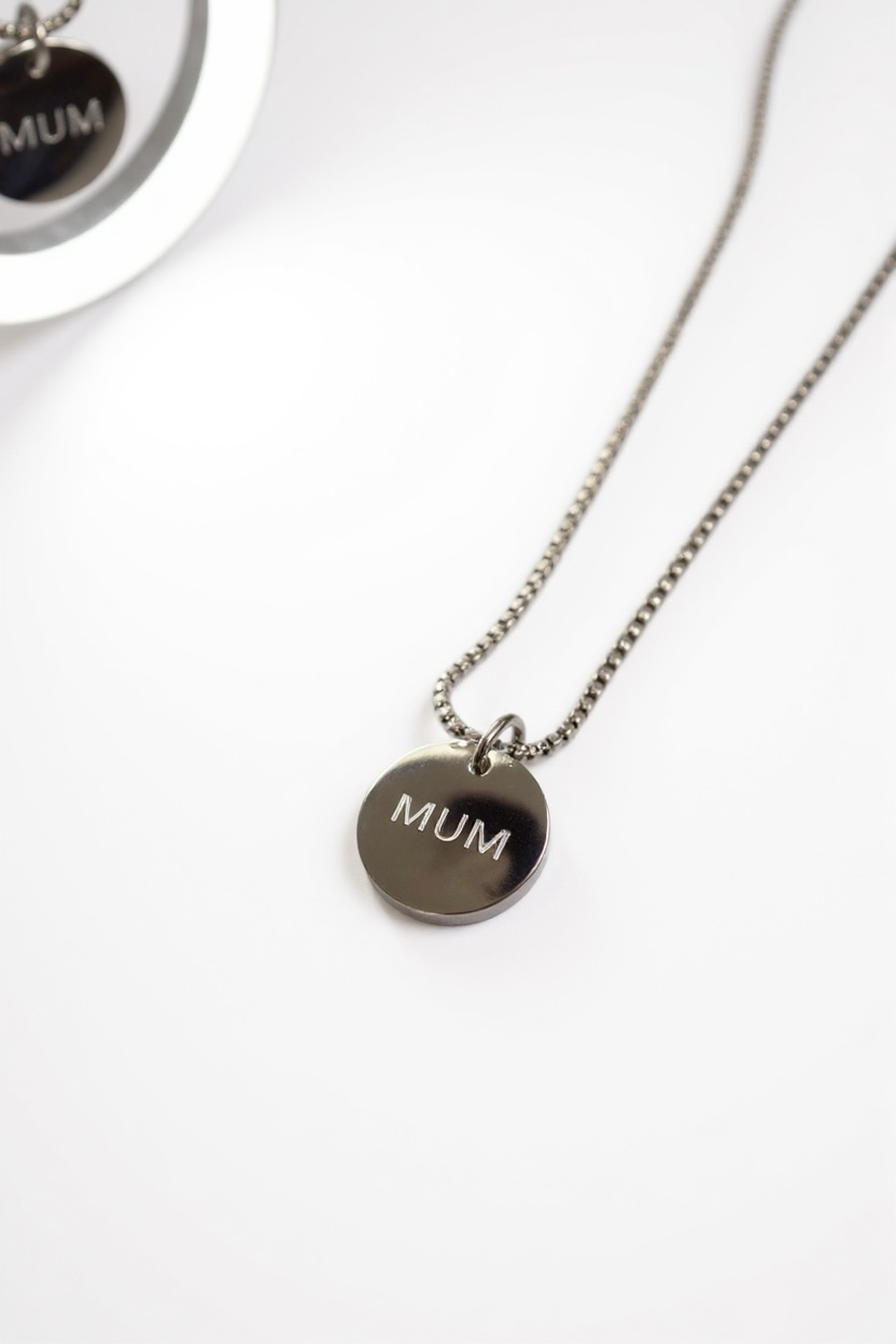 Links of Love Mum Necklace