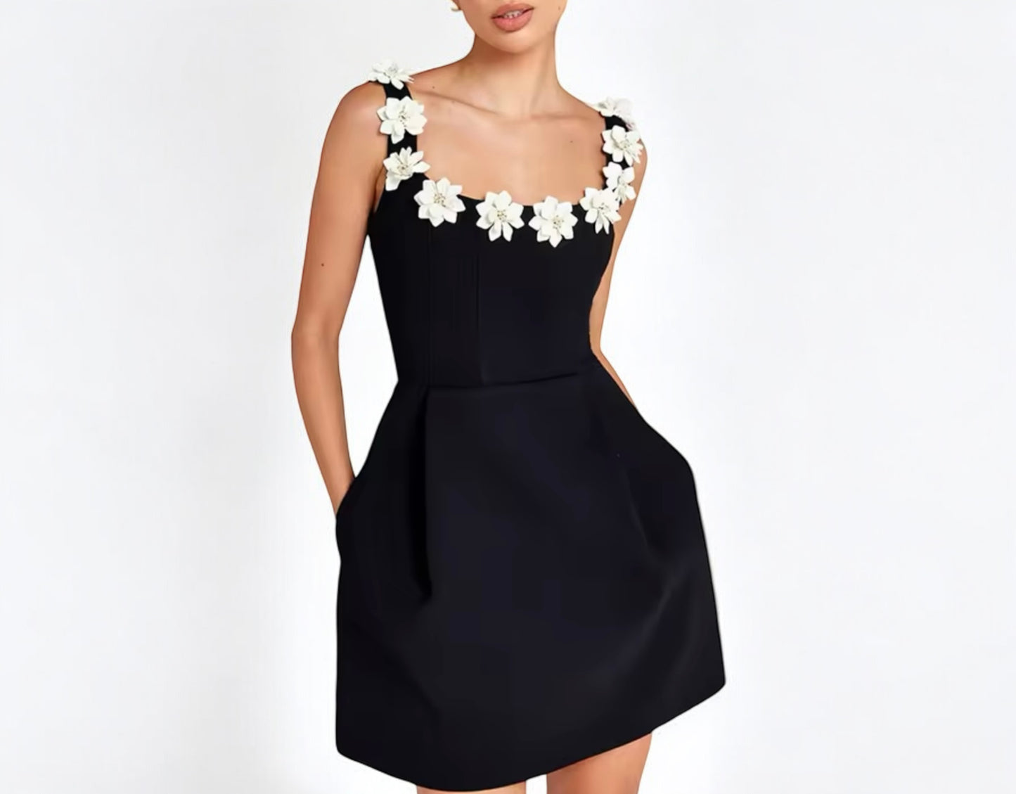 Elle Monochrome Black Daisy Flower Fitted Mini Dress with Pockets