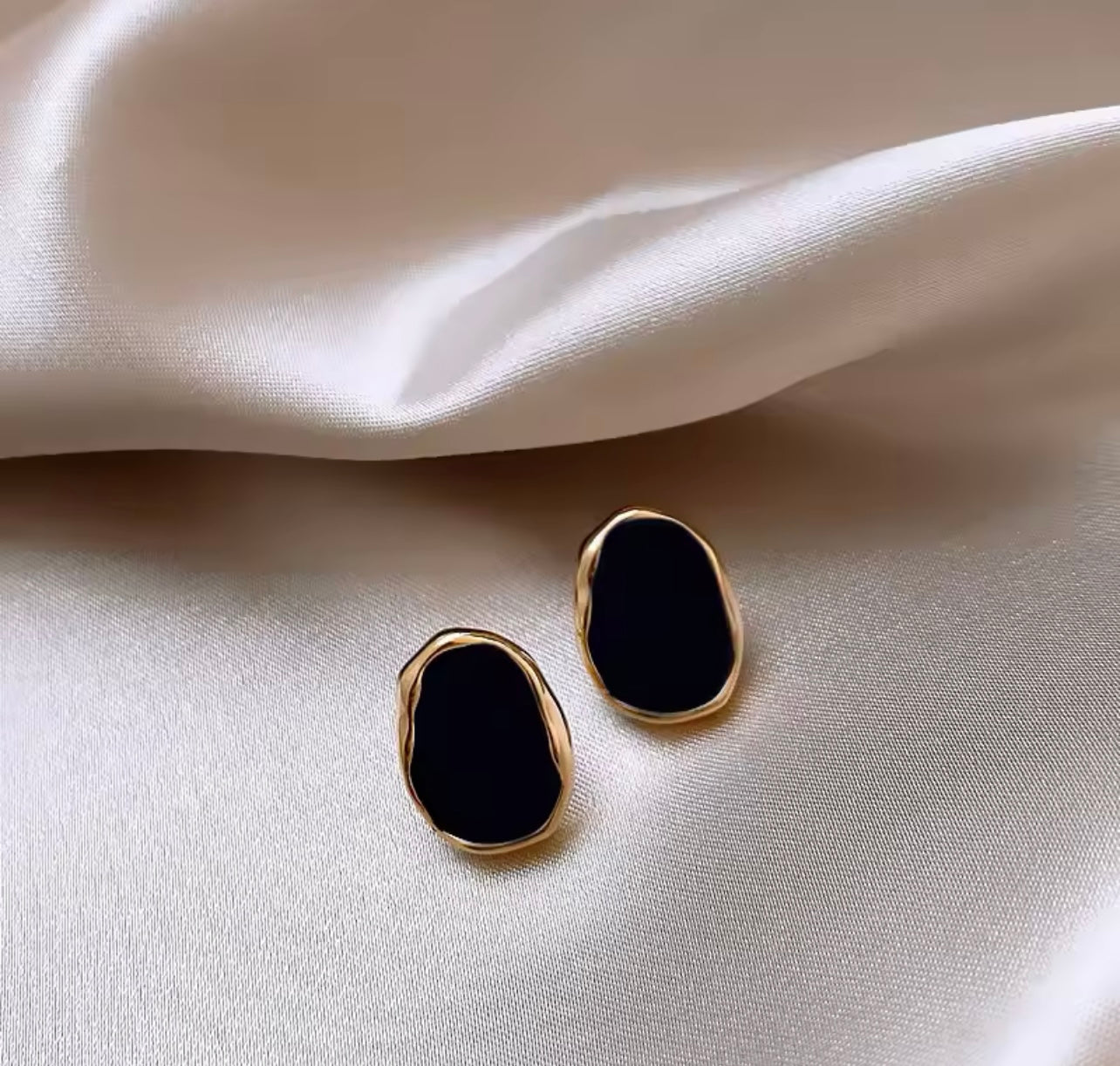 Black & Gold Geometric Bean Stud Earrings