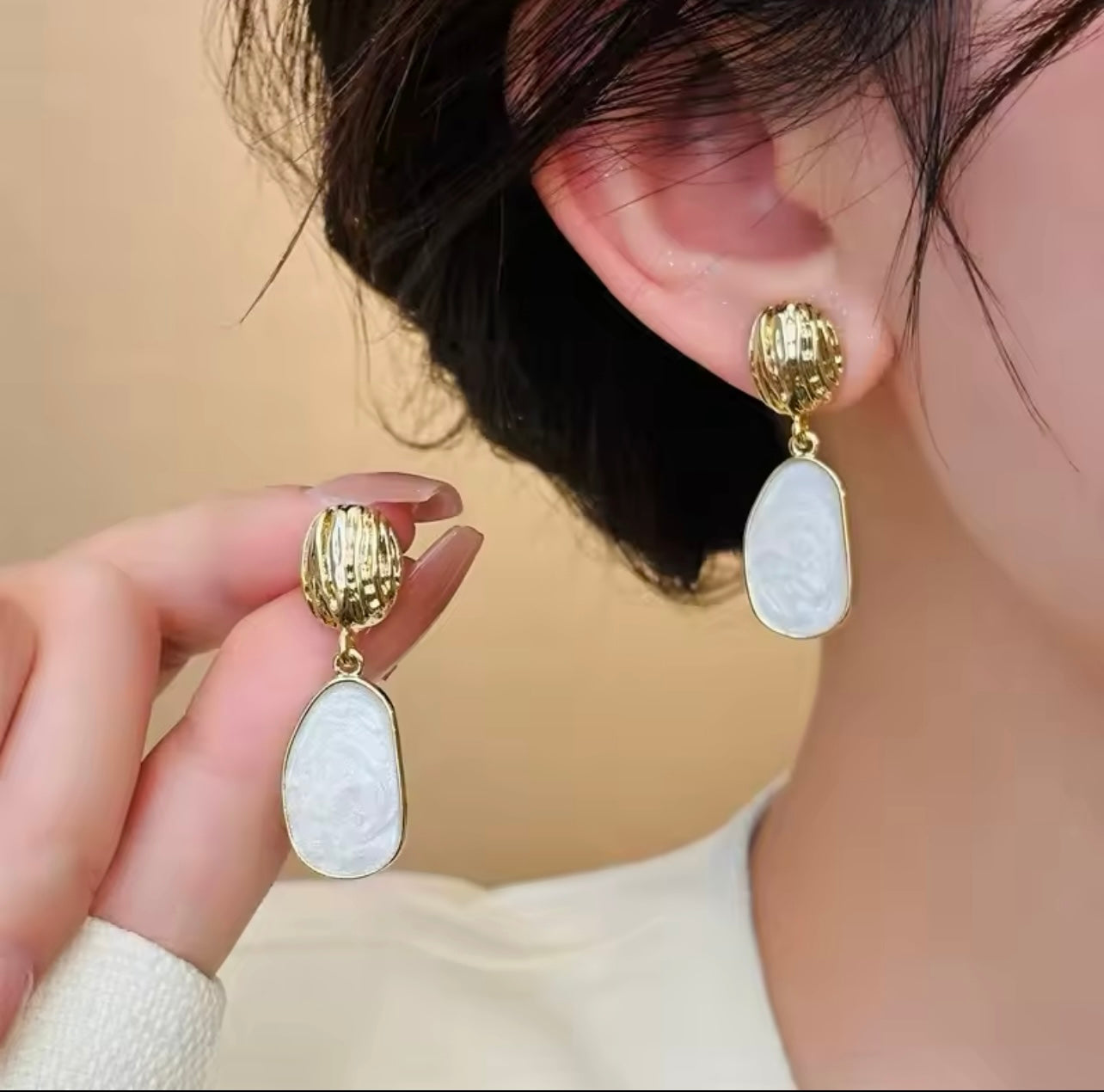 Waterdrop Pendant Earring