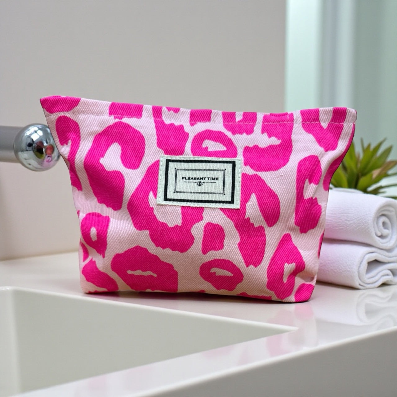 Leopard Print Cosmetic Makeup Pouch Pink