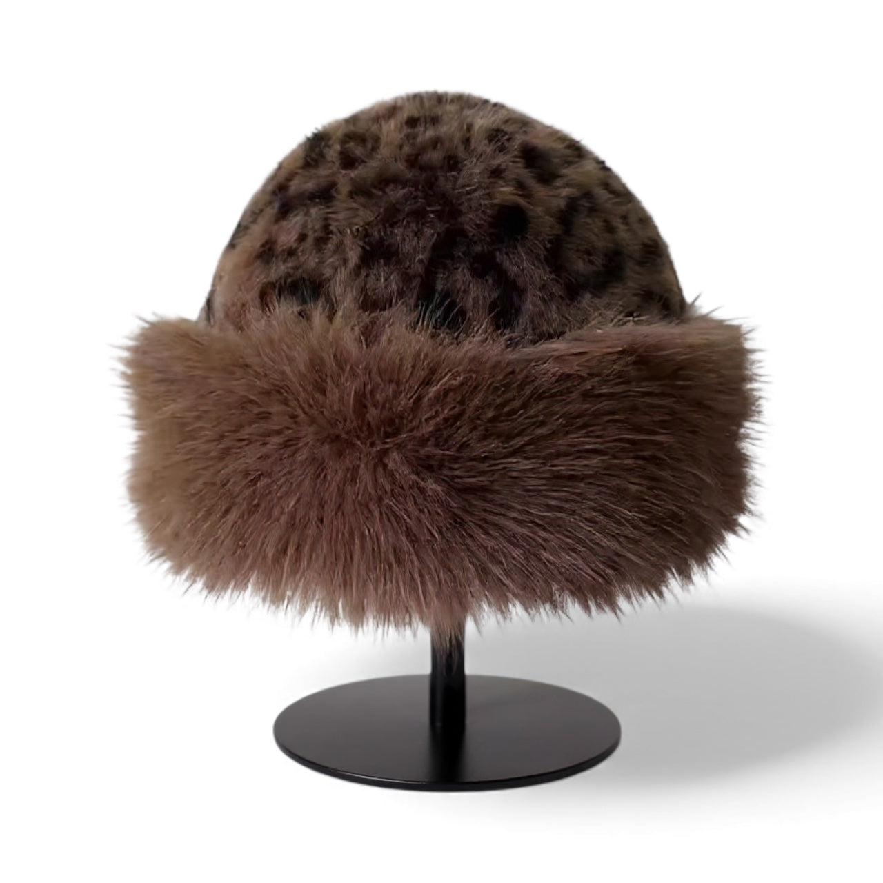 Hot Leopard Print Fur Hat in Beige