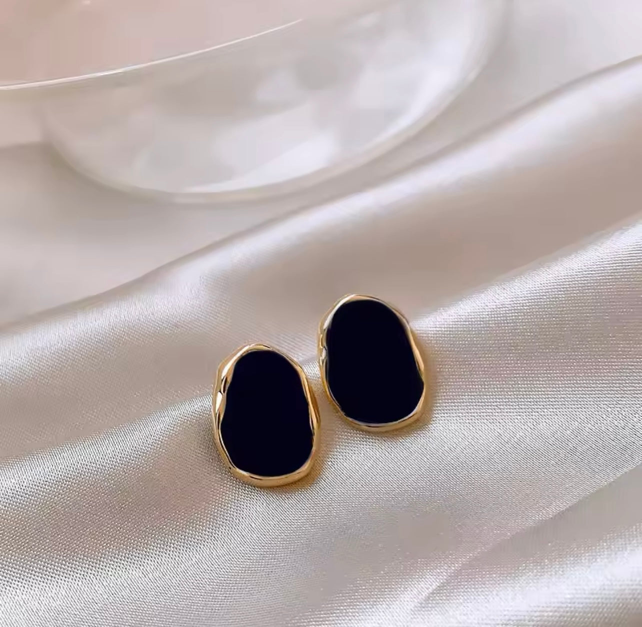 Black & Gold Geometric Bean Stud Earrings