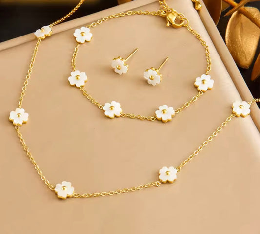 Petite Floral Elegance Jewelry Set