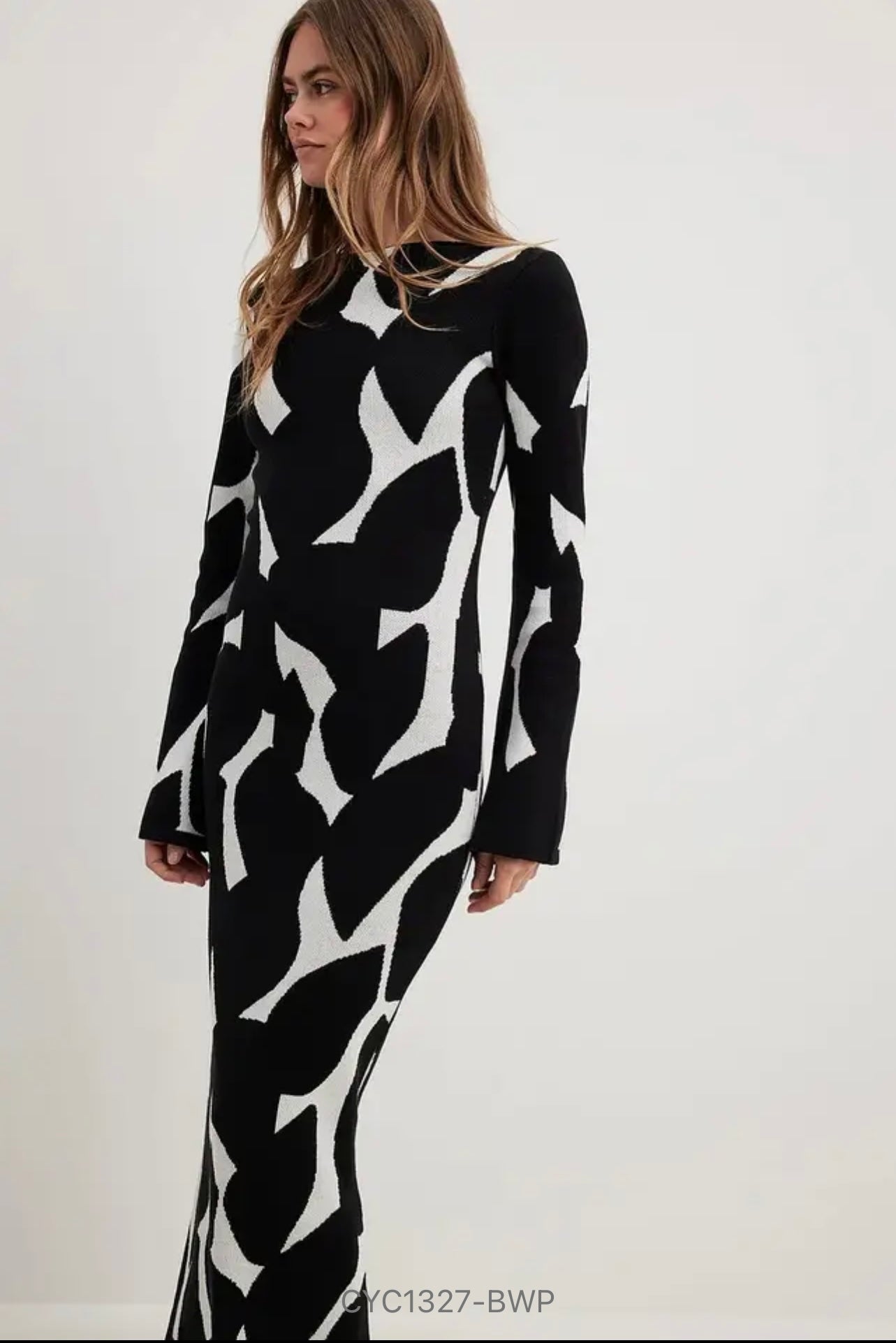 Black and cheap white jumper dress