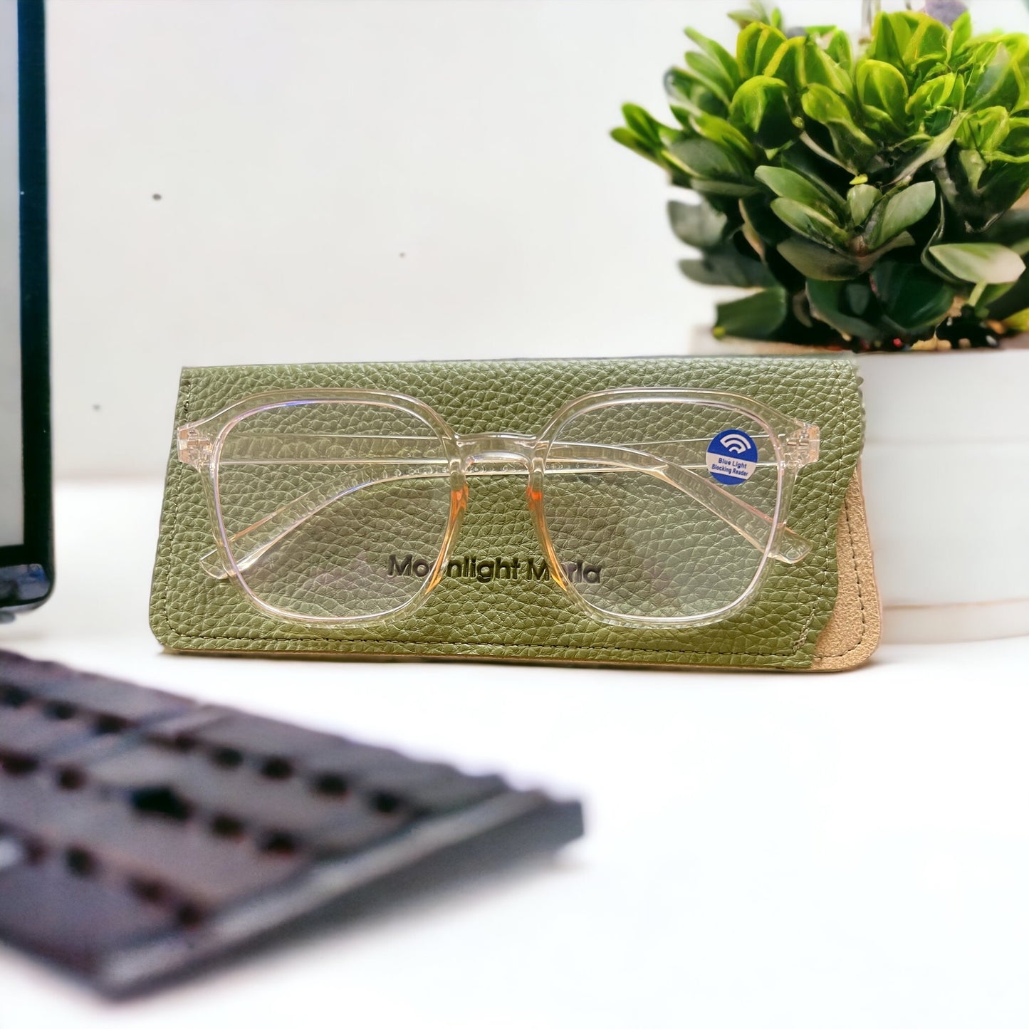 Tea Colour Unisex Glasses With Blue Light Blocking Radar & & Moleskin Design Pouch